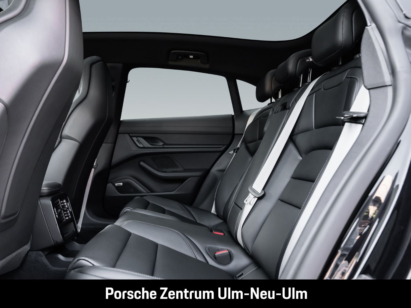 Porsche Taycan 4 Cross Turismo HD-Matrix ACC BOSE 20-Zol