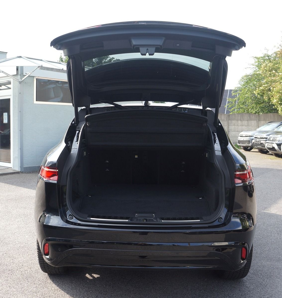 Jaguar F-PACE P400e R-DynamicS AWD Plug-In Hybrid 21Zol