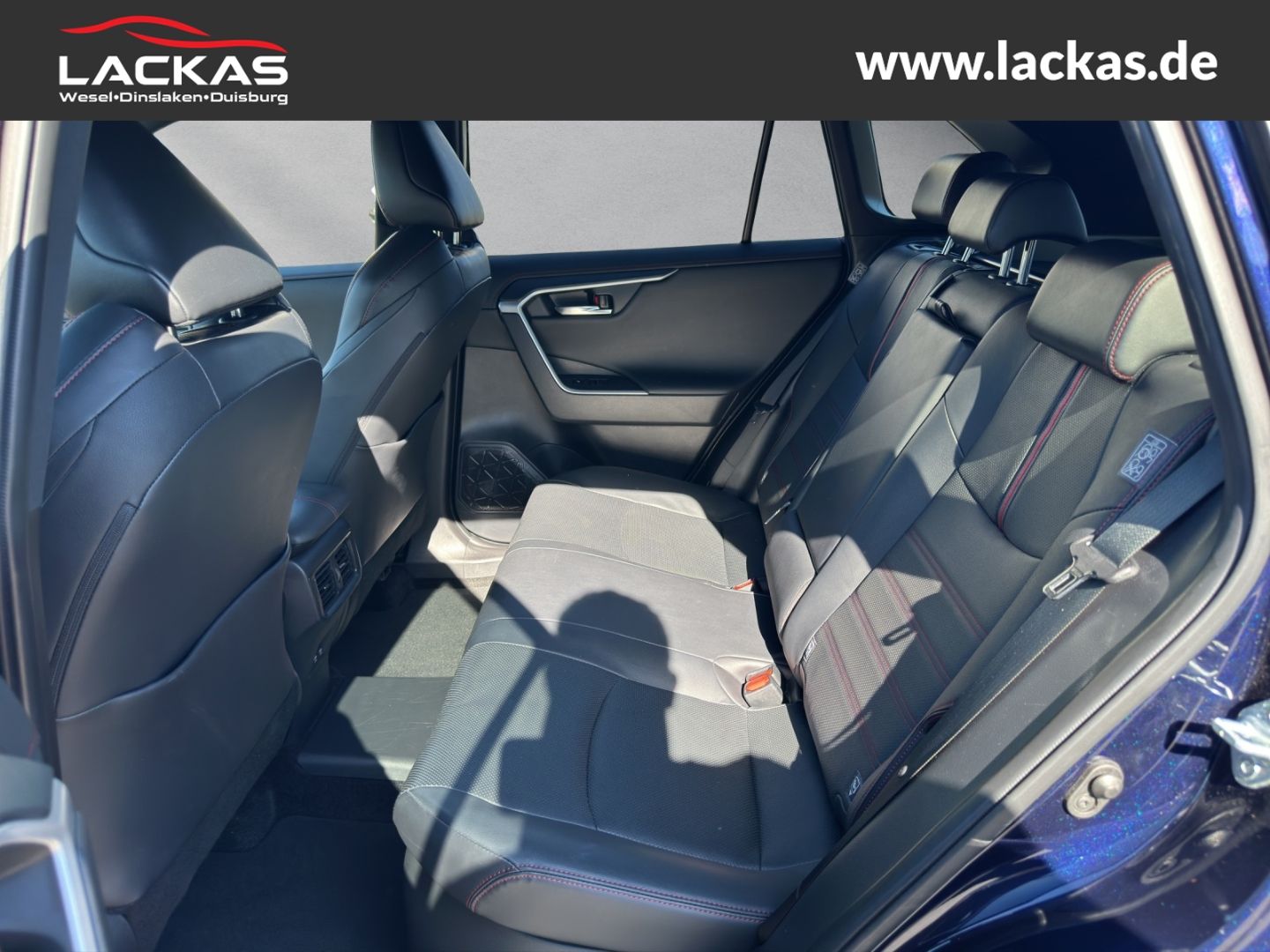 Toyota RAV 4 Plug-in Hybrid 4x4 - Samsaru's Car Outlet