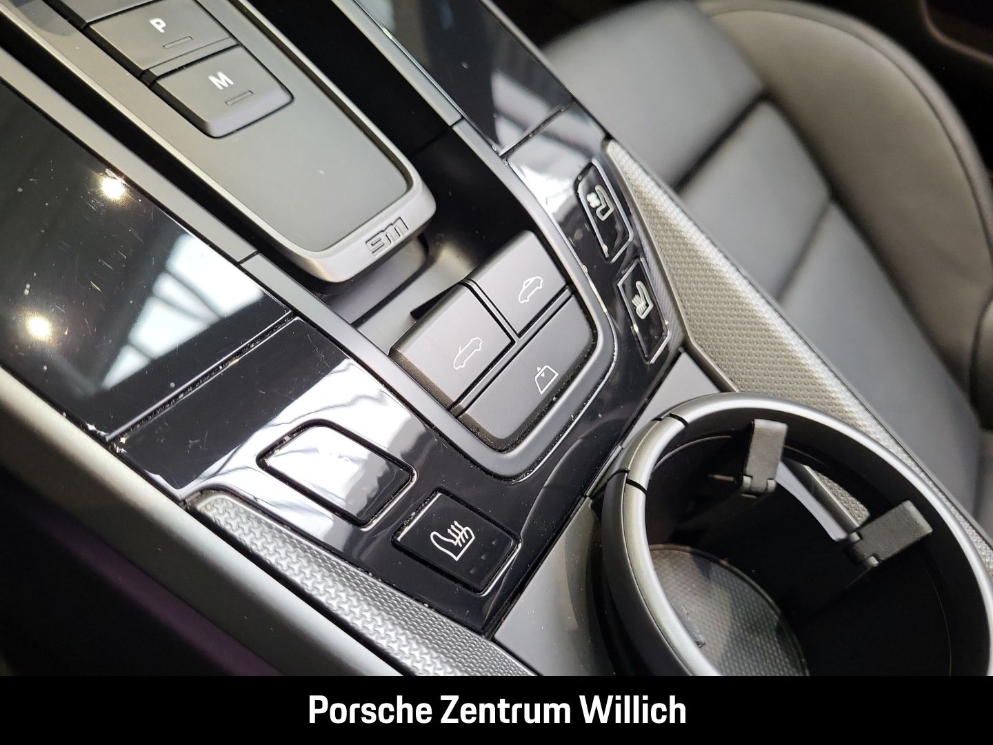 Porsche 992 911 Carrera 4S Cabriolet Hinterachslenkung
