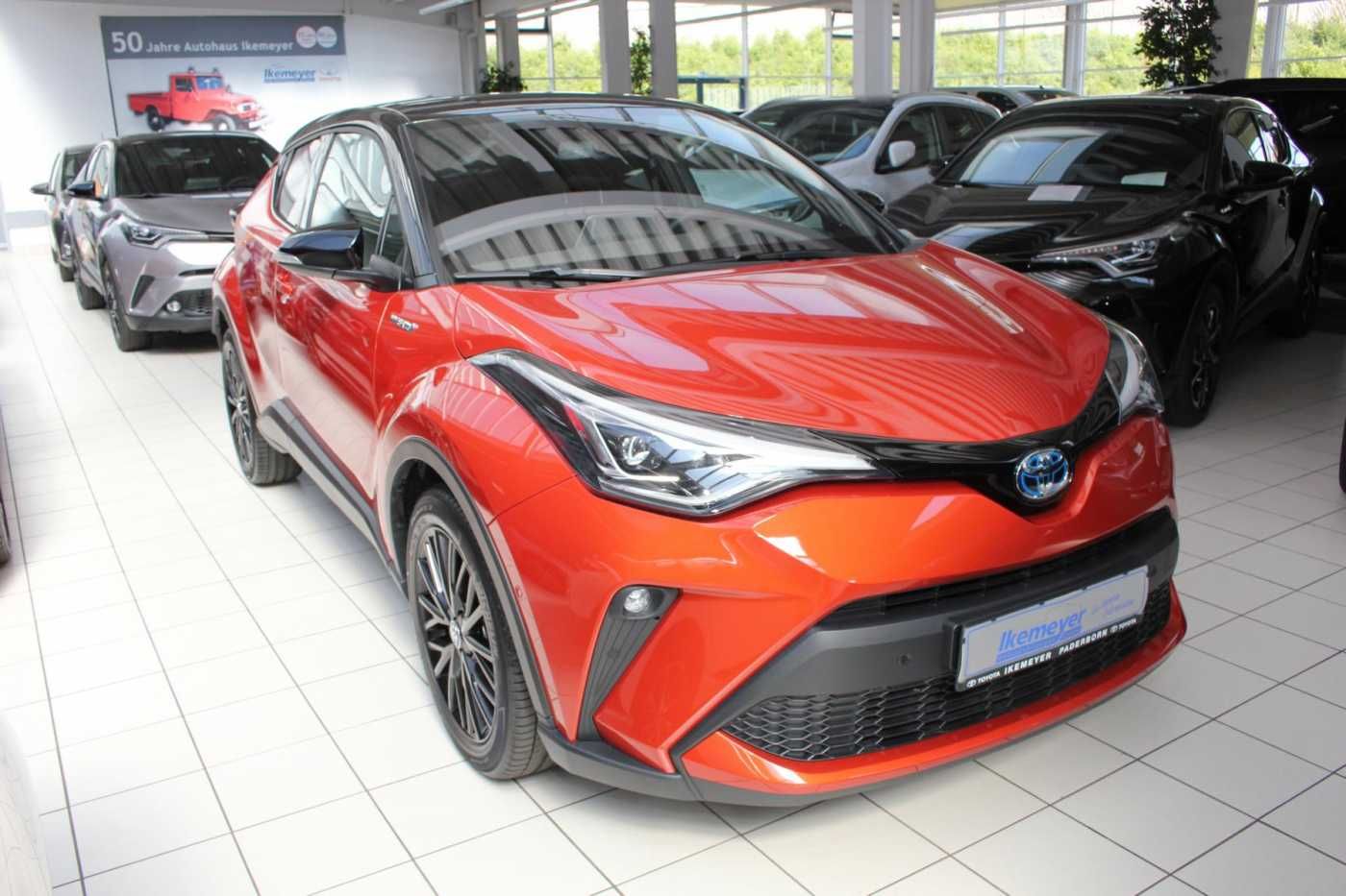 Toyota C-HR 2.0 Hybrid Orange Edition - Samsaru's Car Outlet