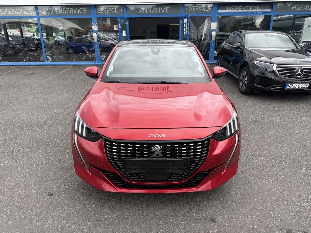 Peugeot 208 1.2 PureTech Allure - Samsaru's Car Outlet