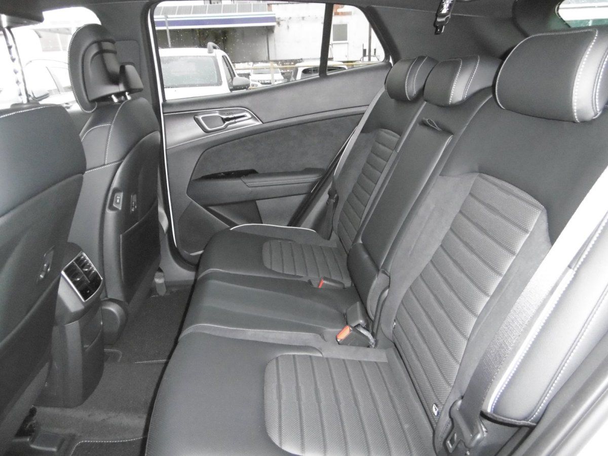 Kia Sportage GT-Line 4WD Plug-in Hybrid - Samsaru's Car Outlet