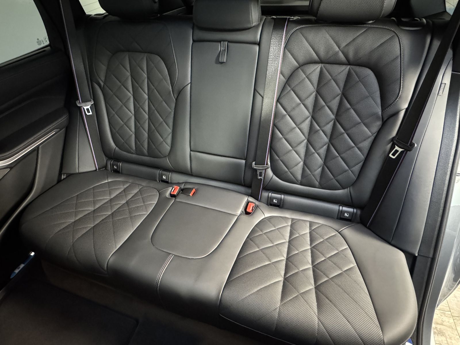 BMW X5 xDr40d M Sport Pro 22Zoll Luftfeder AHK ACC