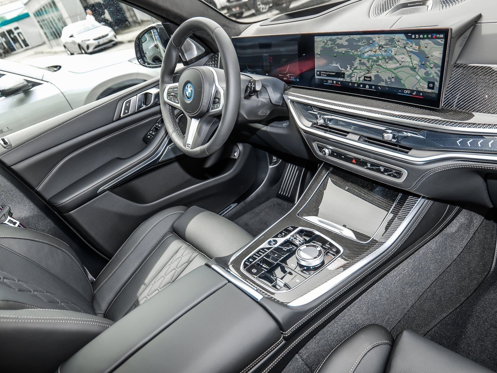 BMW X5 xDrive50e MSportPro SkyLounge B&W DAPro AHK