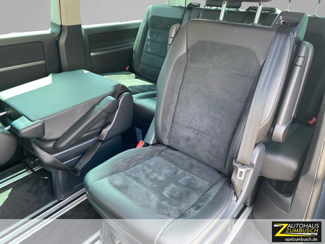 Volkswagen T6 Multivan Edition 4Motion - Samsaru's Car Outlet