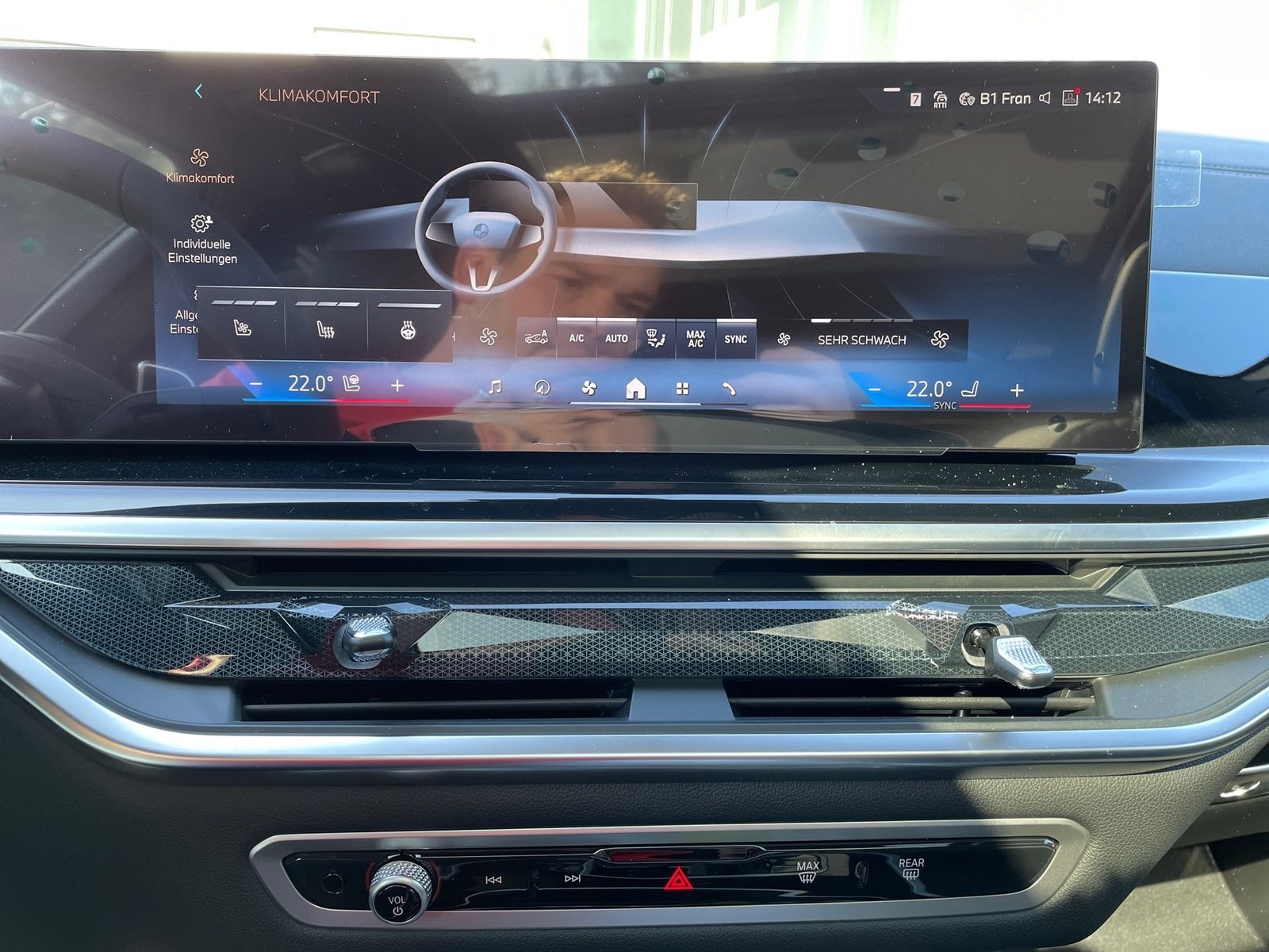 BMW X5 xDrive40d M Sport B&W KeyLess Pano STH AHK Ai