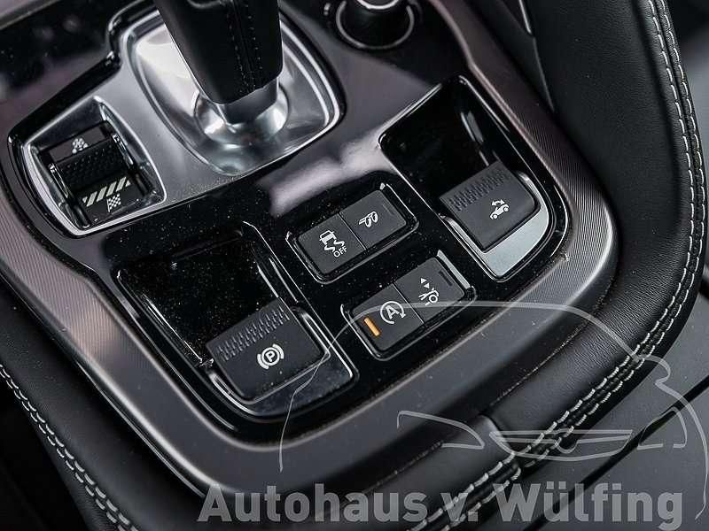 Jaguar F-Type CABRIO P450 +BLACK PACK+MATRIX-SCHEINWERF