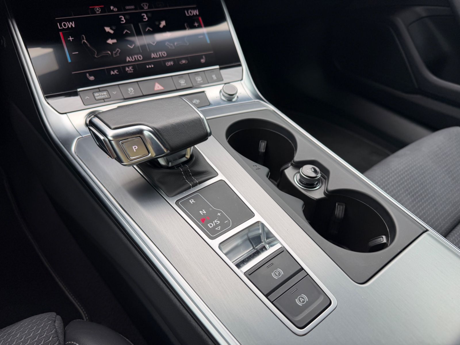 Audi A6 45 TFSI qua S-Line °StdHz°Matrix°360°AHK°HUP
