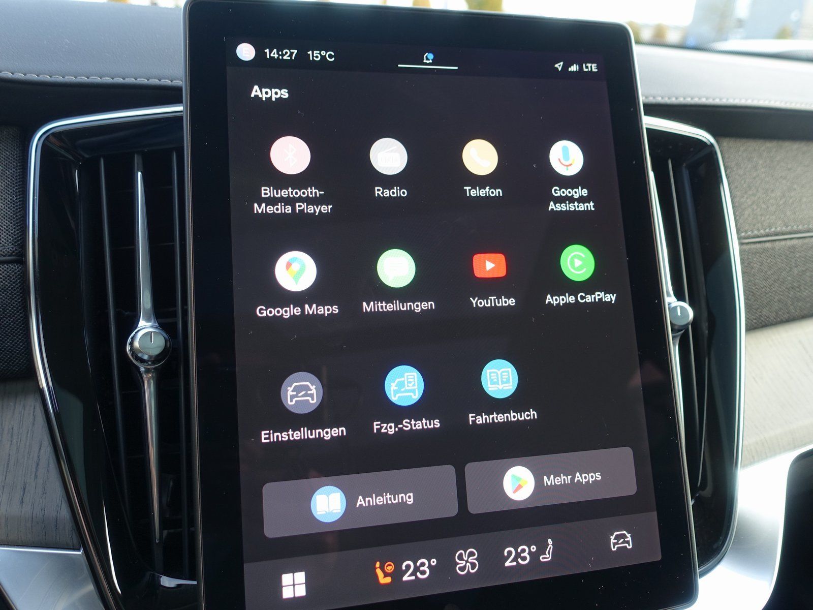 Volvo XC90 Plus Dark T8 AWD Plug-in Hybrid/Pano/FourC/