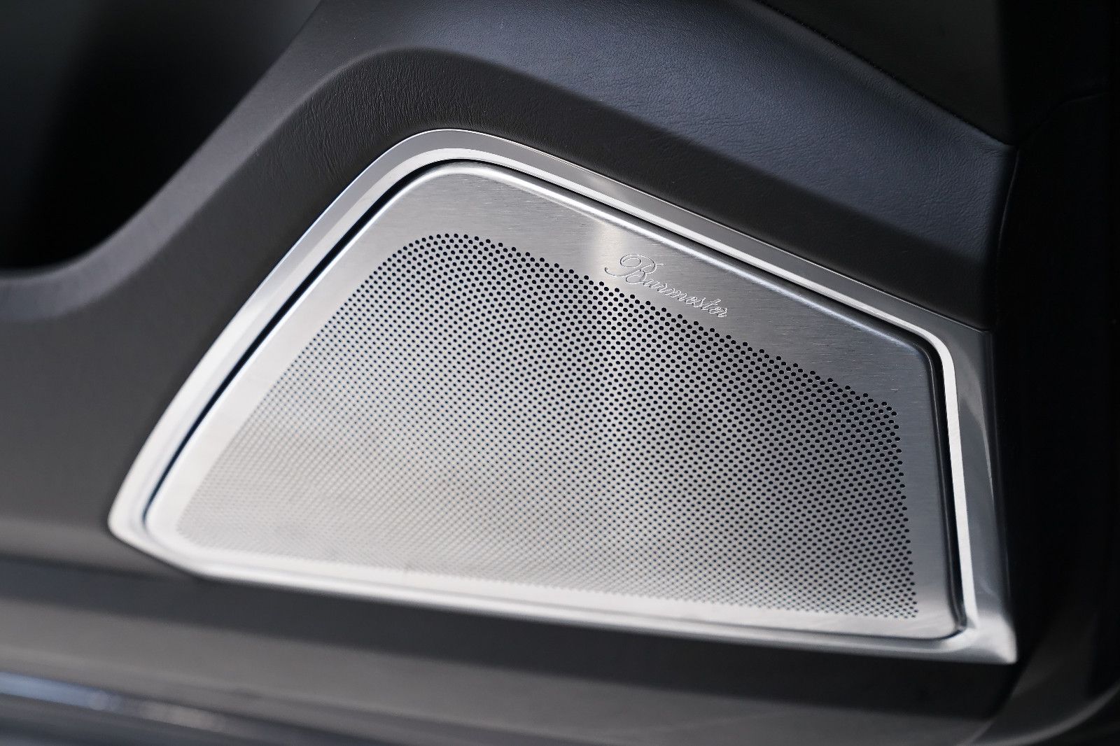 Porsche Cayenne E-Hybrid SportDesign Pano Burmester® 3D