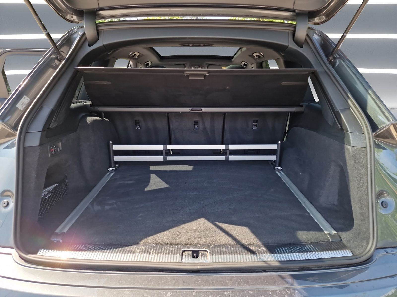 Audi Q7 55 TFSI e qu 2x S line MATRIX Pano Allradlenk