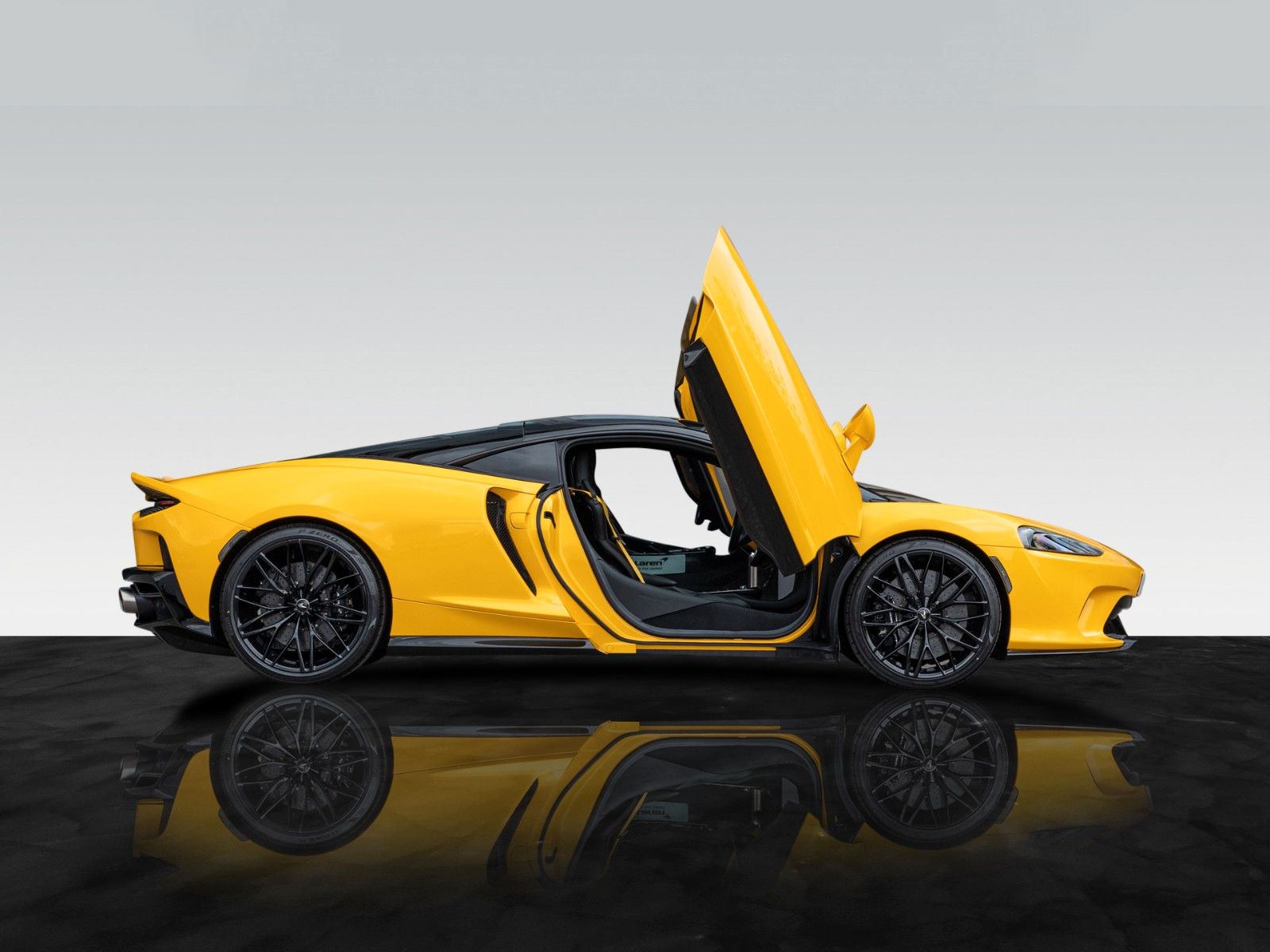 McLaren GT | MSO | Bowers&Wilkins | Premium Pack