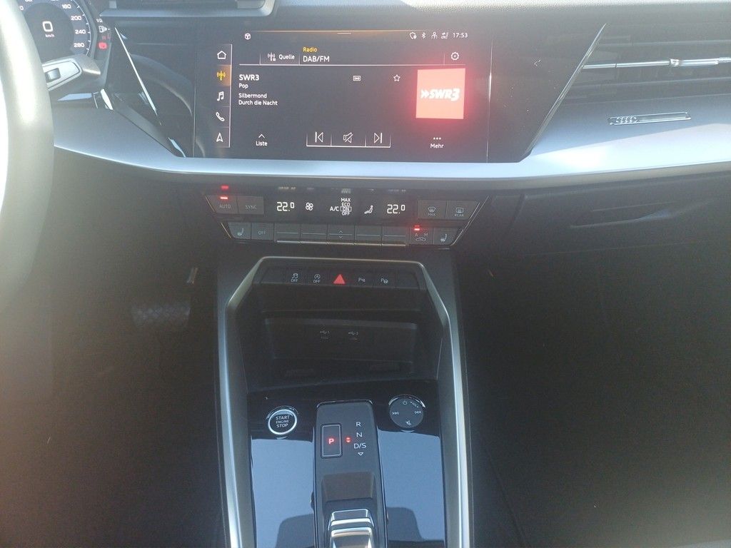 Audi A3 Lim. Advanced 35TFSI S-Tr SmartphoneInterface