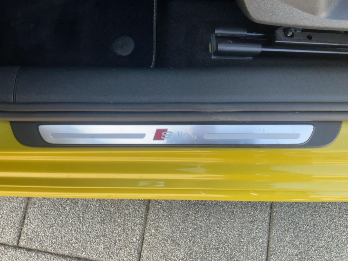 Audi A1 Sportback 30 TFSI S-LINE - Samsaru's Car Outlet