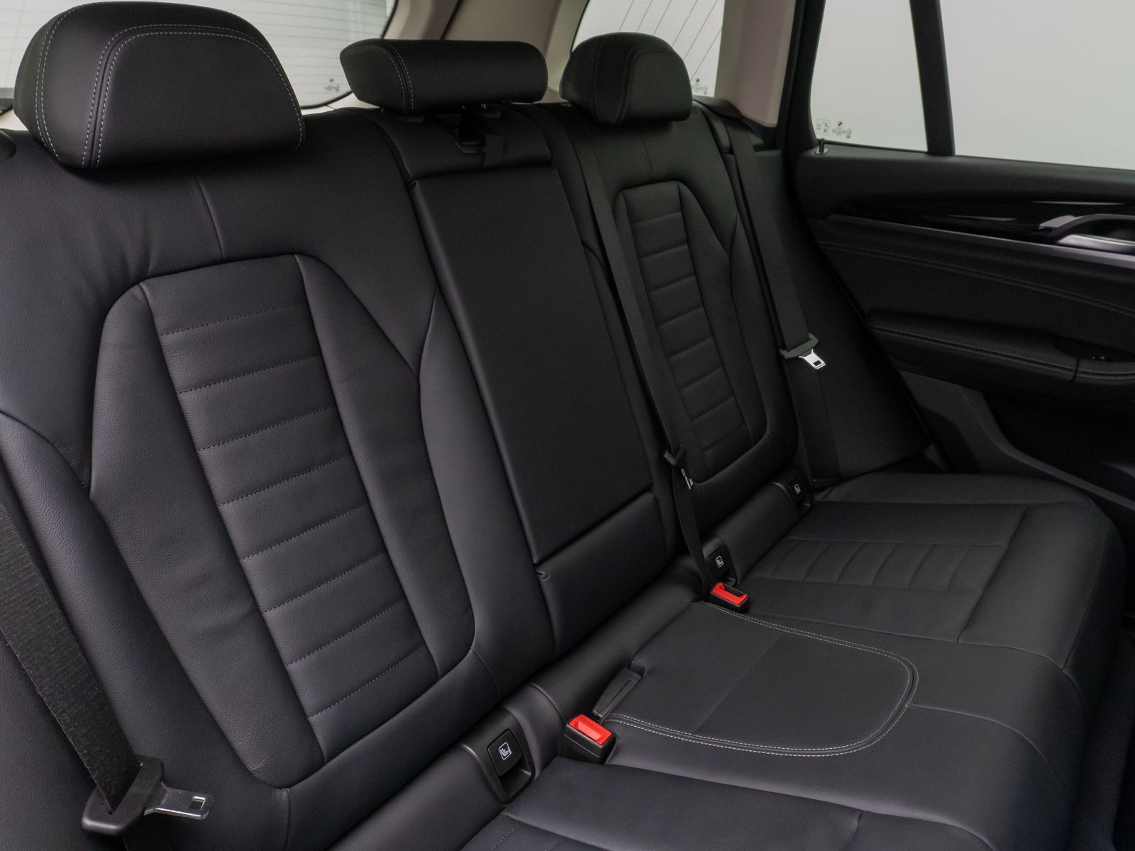 BMW X3 xD30e Sport - Samsaru's Car Outlet