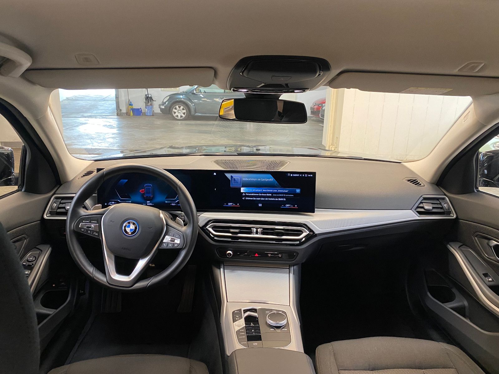BMW 330E Touring - Samsaru's Car Outlet