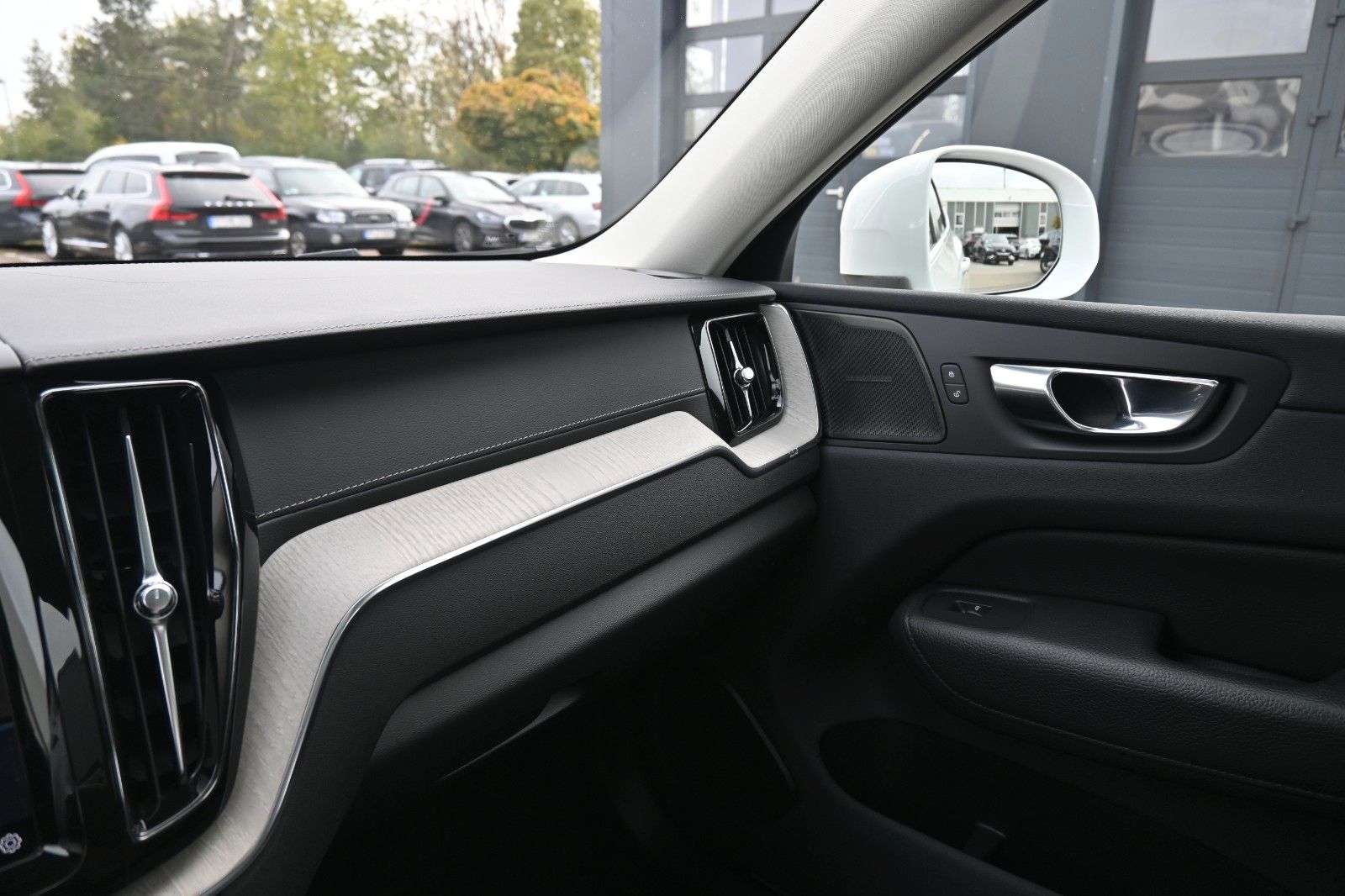 Volvo XC60 T6 Inscription PHEV AWD*AHK*RFK*H&K*STHZG*