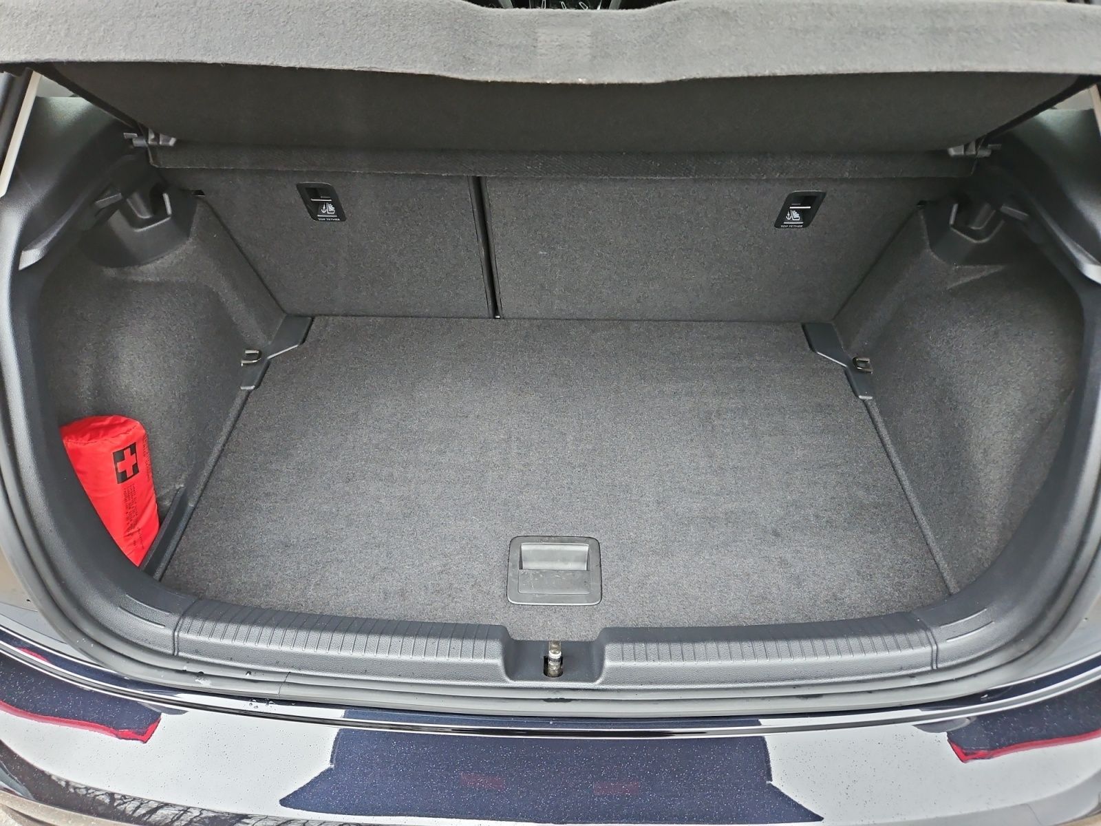 Volkswagen Polo 1.0 TSI Style DSG - Samsaru's Car Outlet