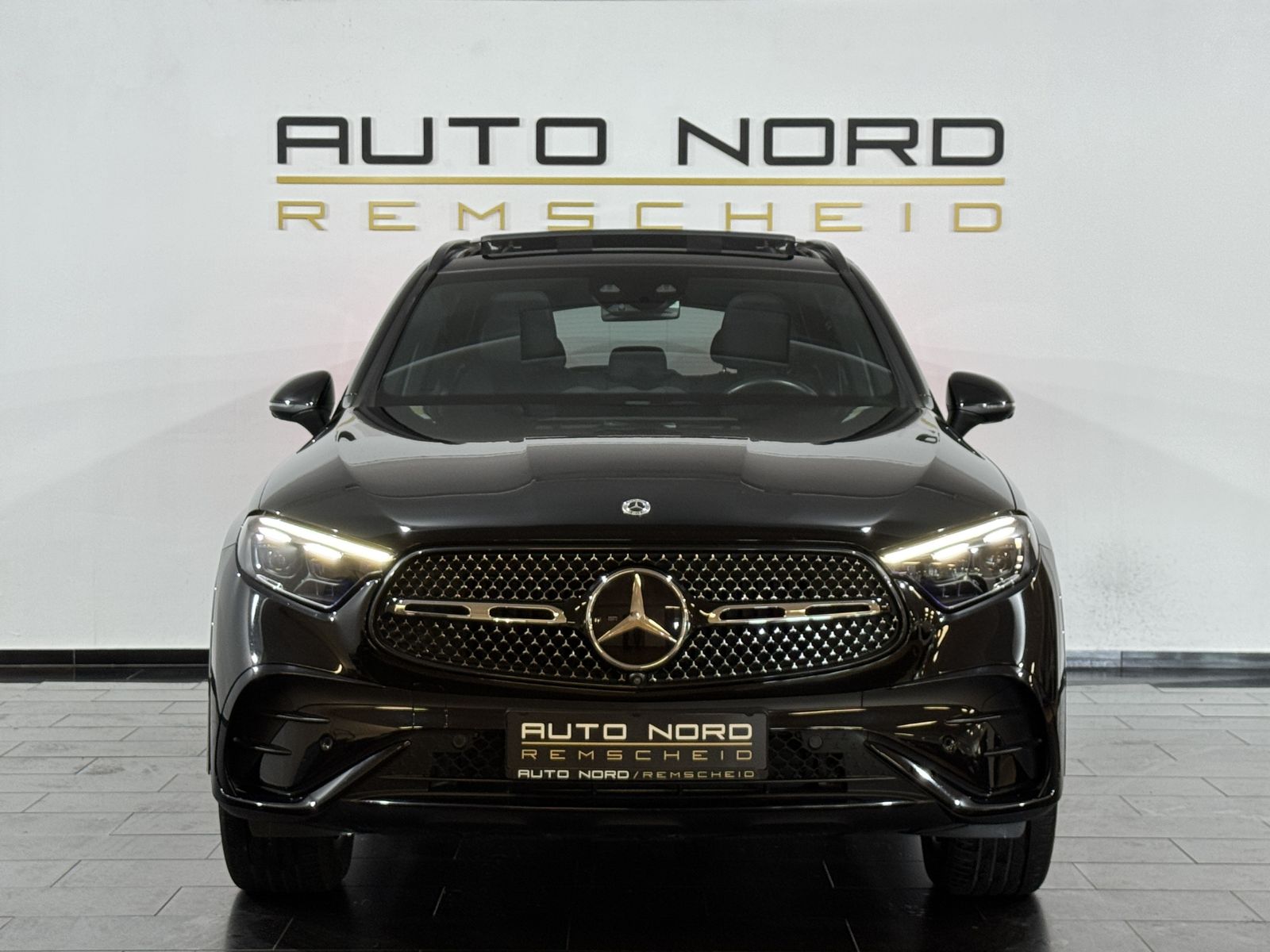 Mercedes-Benz GLC 200 AMG 4M*Pano*HeadUP*Night*360°*Memory*