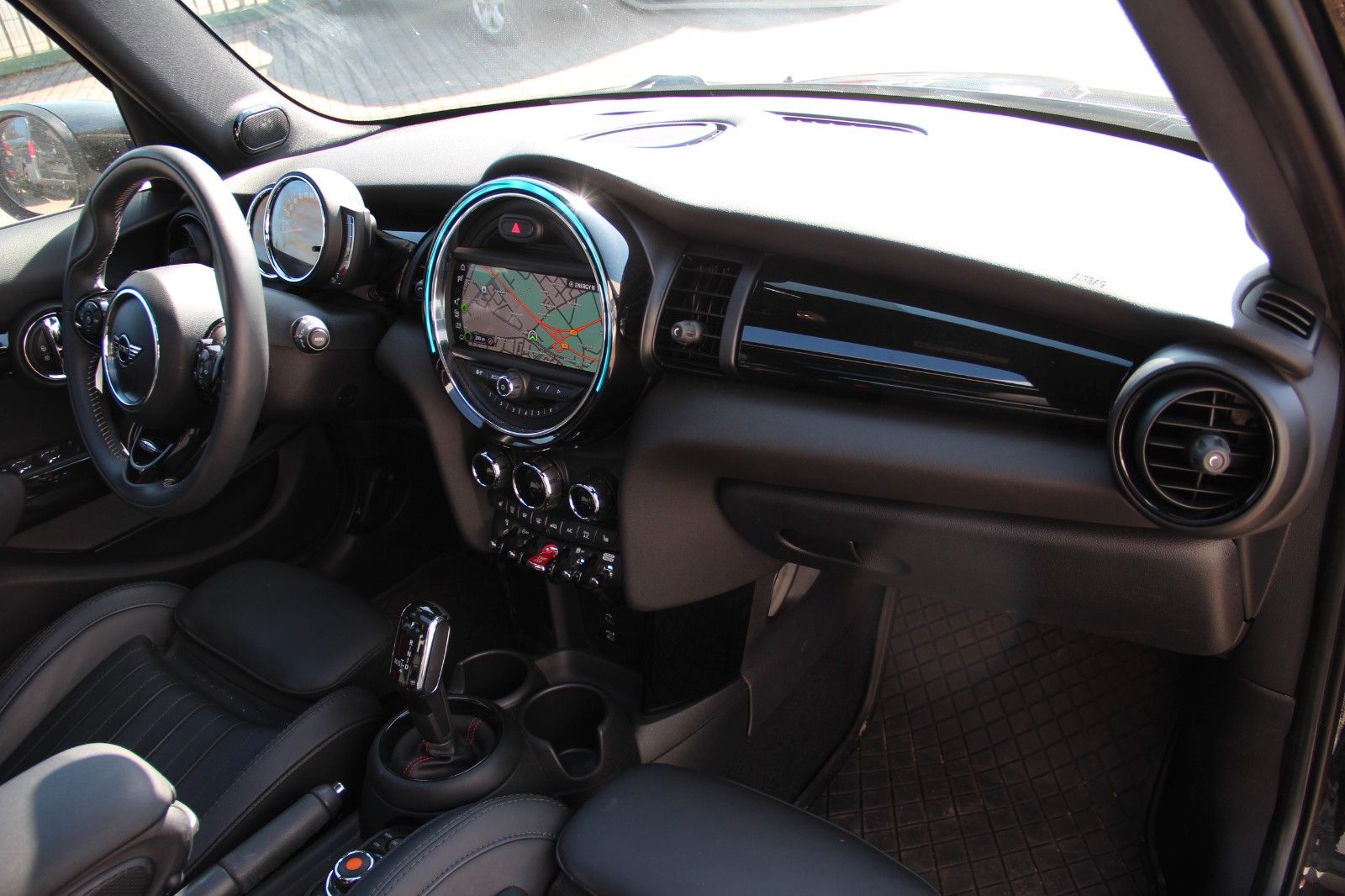 MINI Mini Cooper S Chili - Samsaru's Car Outlet