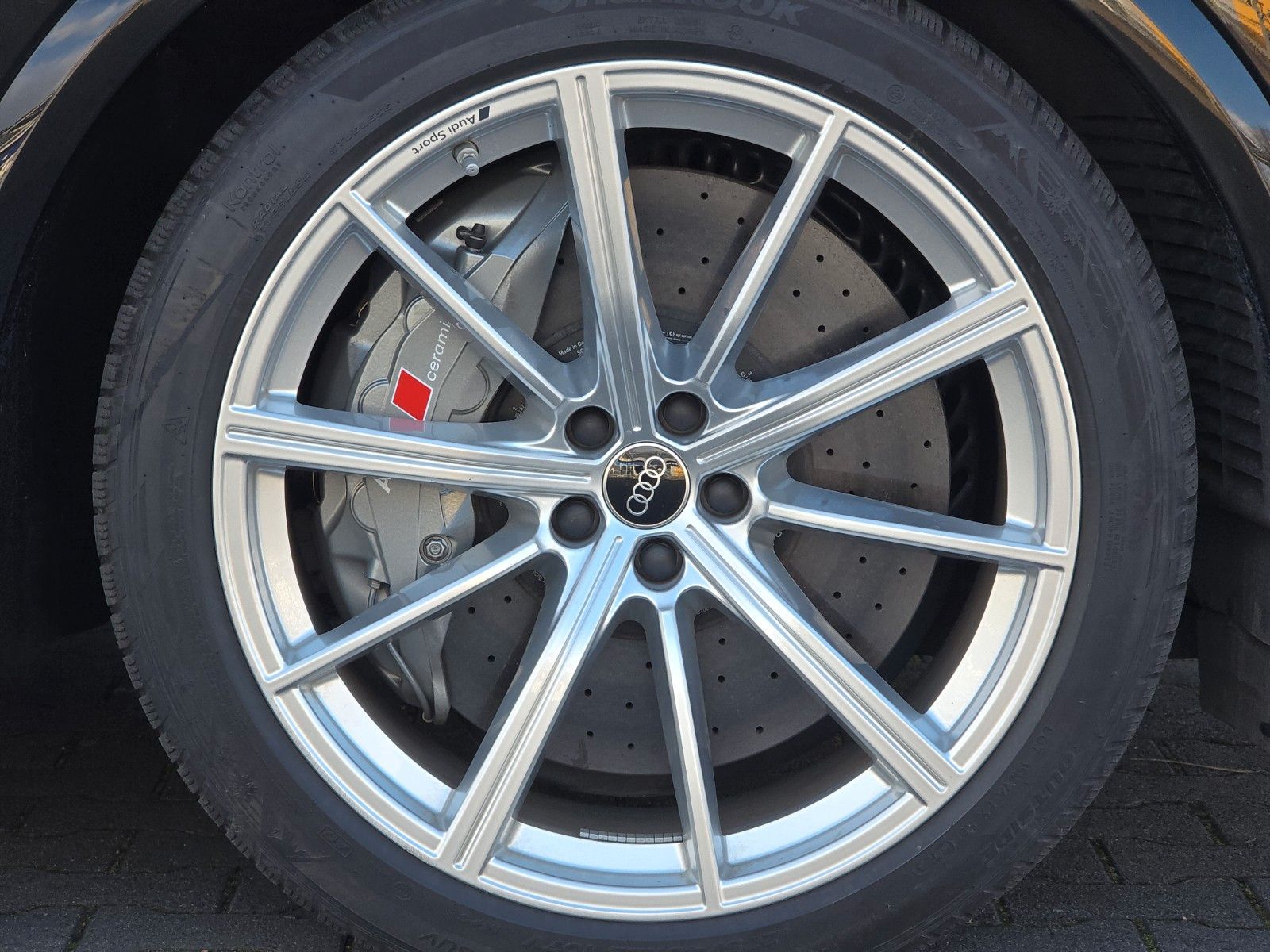 Audi RSQ8 (Massage/Ceramic/360 Kamera)