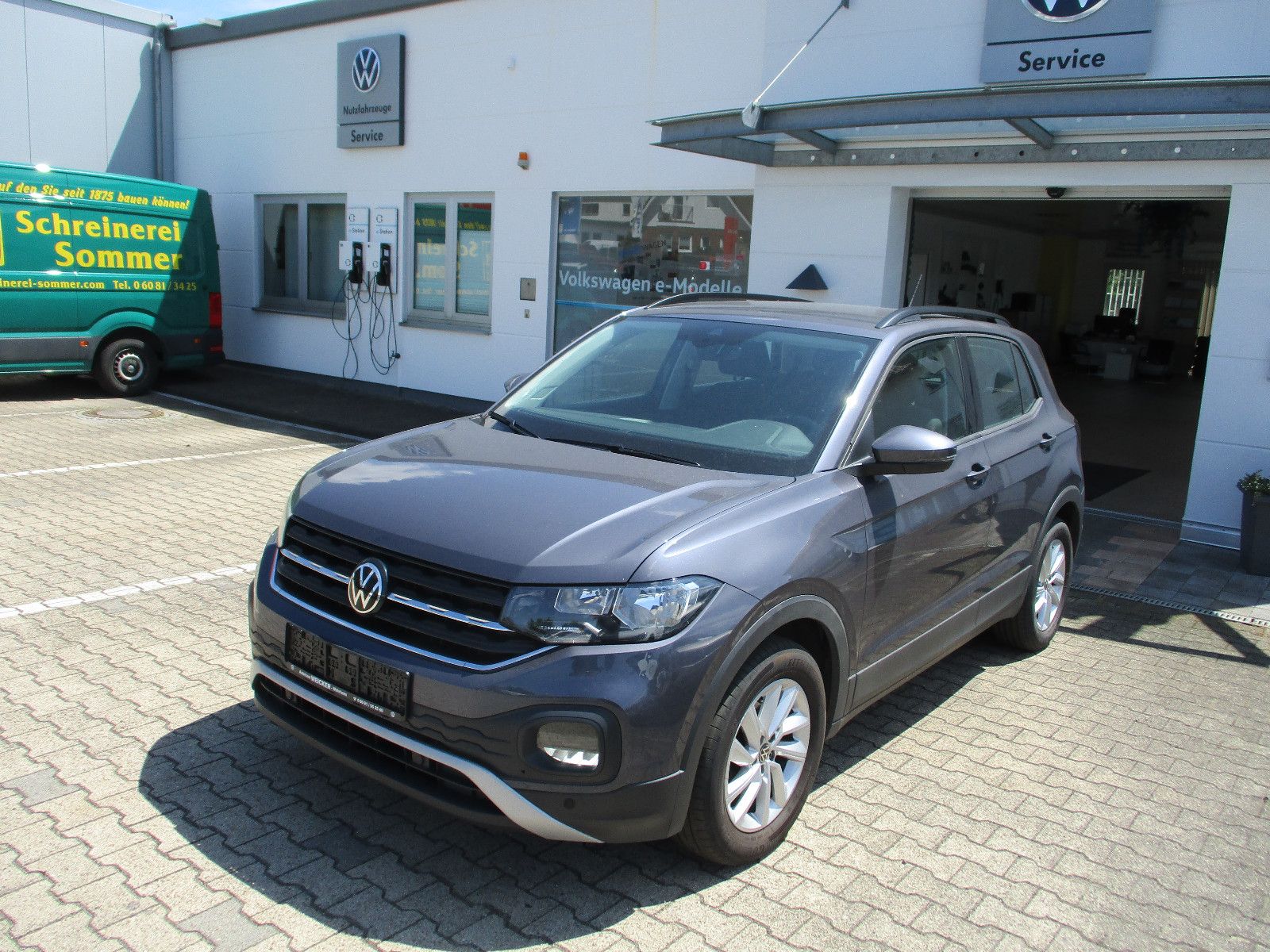 Volkswagen T-Cross Life DSG - Samsaru's Car Outlet
