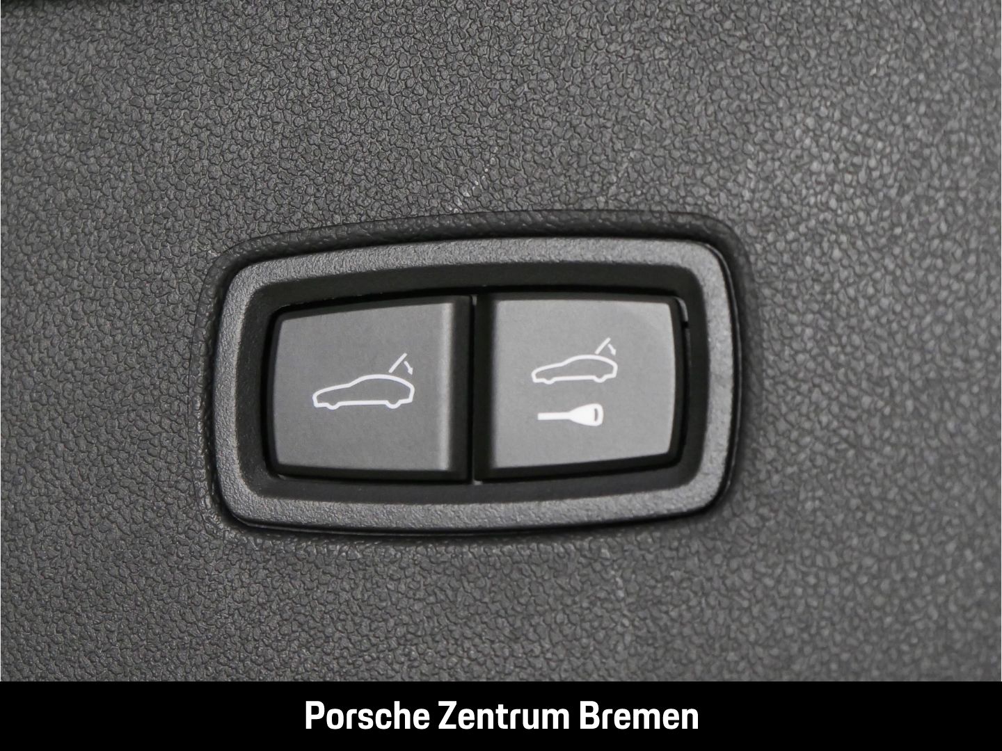 Porsche Cayenne BOSE Hinterachslenkung 90L Head-Up PASM