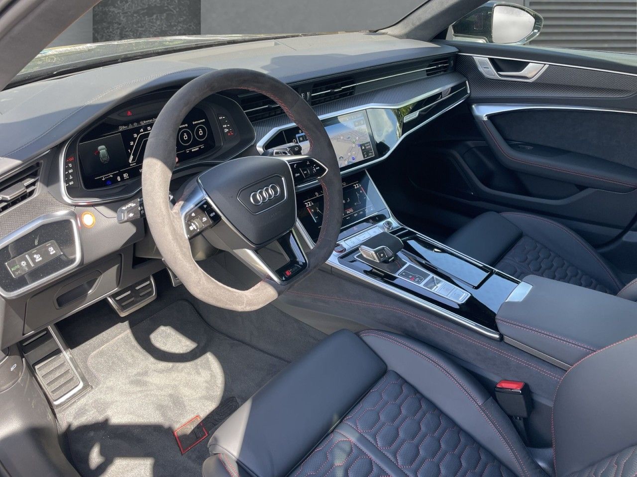 Audi RS 6 Avant 4.0 TFSI RS Automatik Navi+AHK+Pano+L