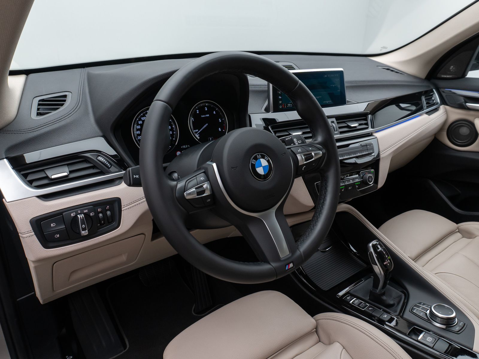 BMW X1 xD25d xLine - Samsaru's Car Outlet