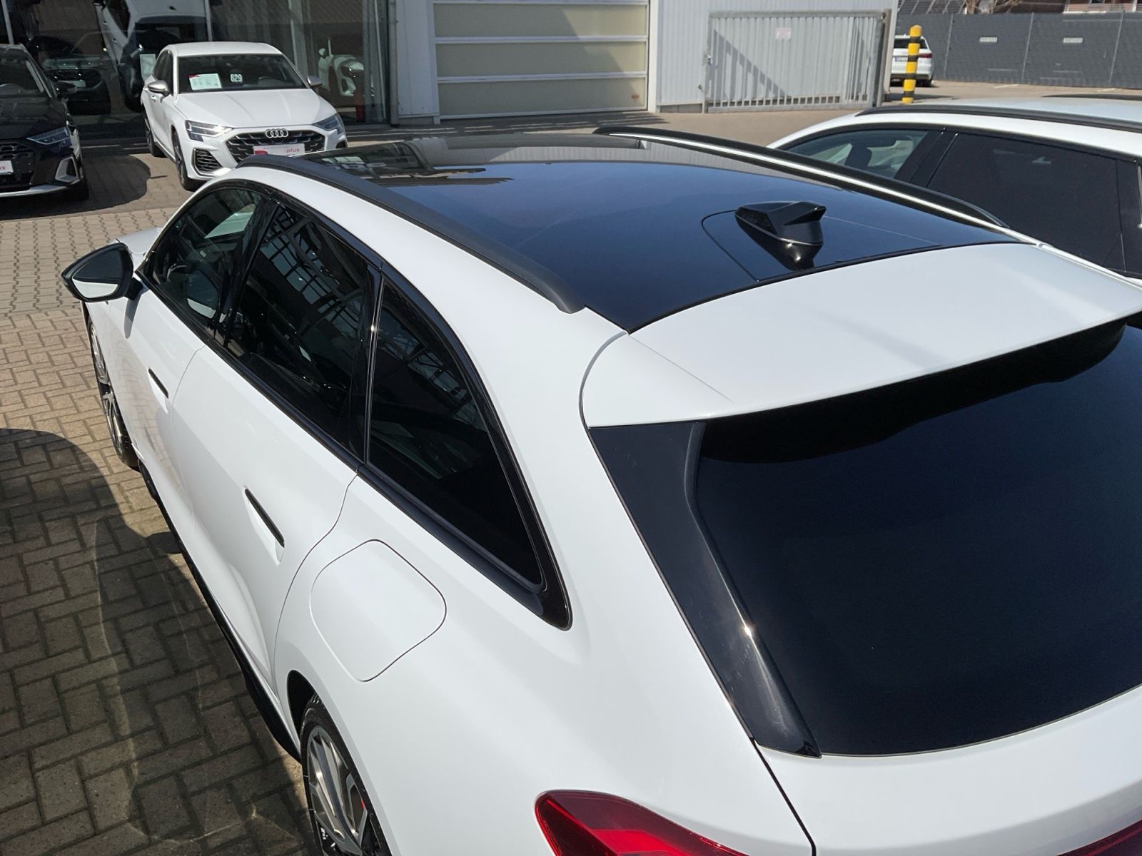 Audi A5 Avant e-Hybrid 2x S-line Pano Matrix B&O AHK