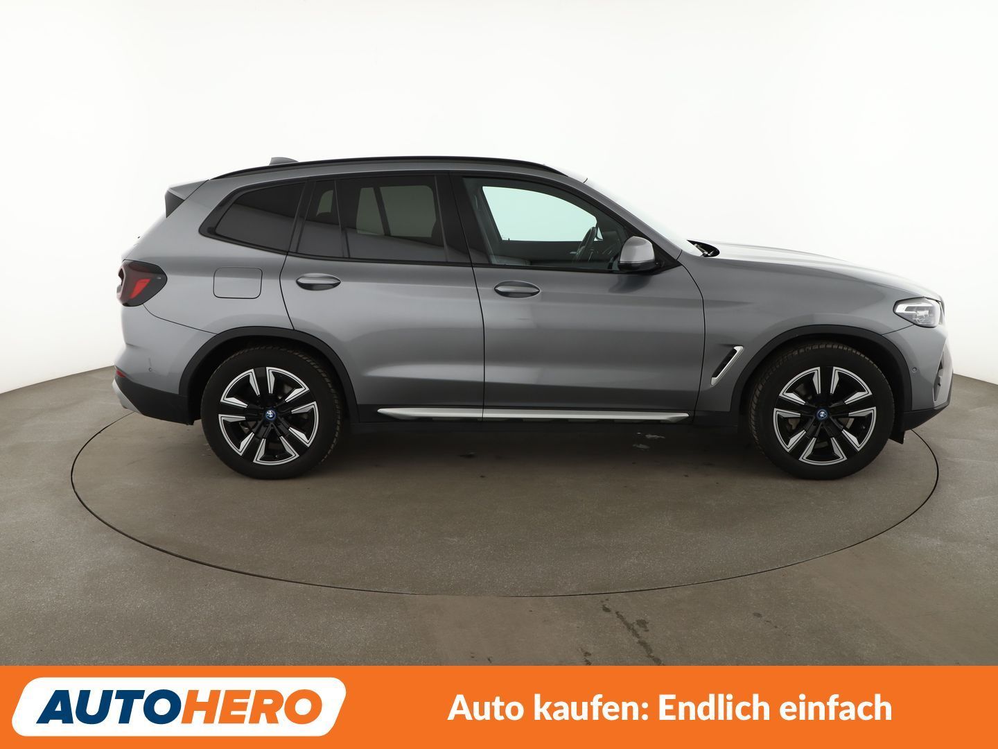 BMW X3 xDrive 30e Aut.*NAVI*TEMPO*PDC*SHZ*PANO*