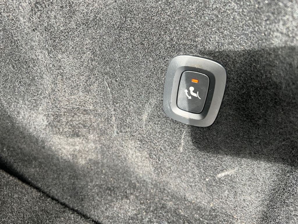 Volvo XC60 R-Design Recharge AWD T6 HUD StandHZG AHK A