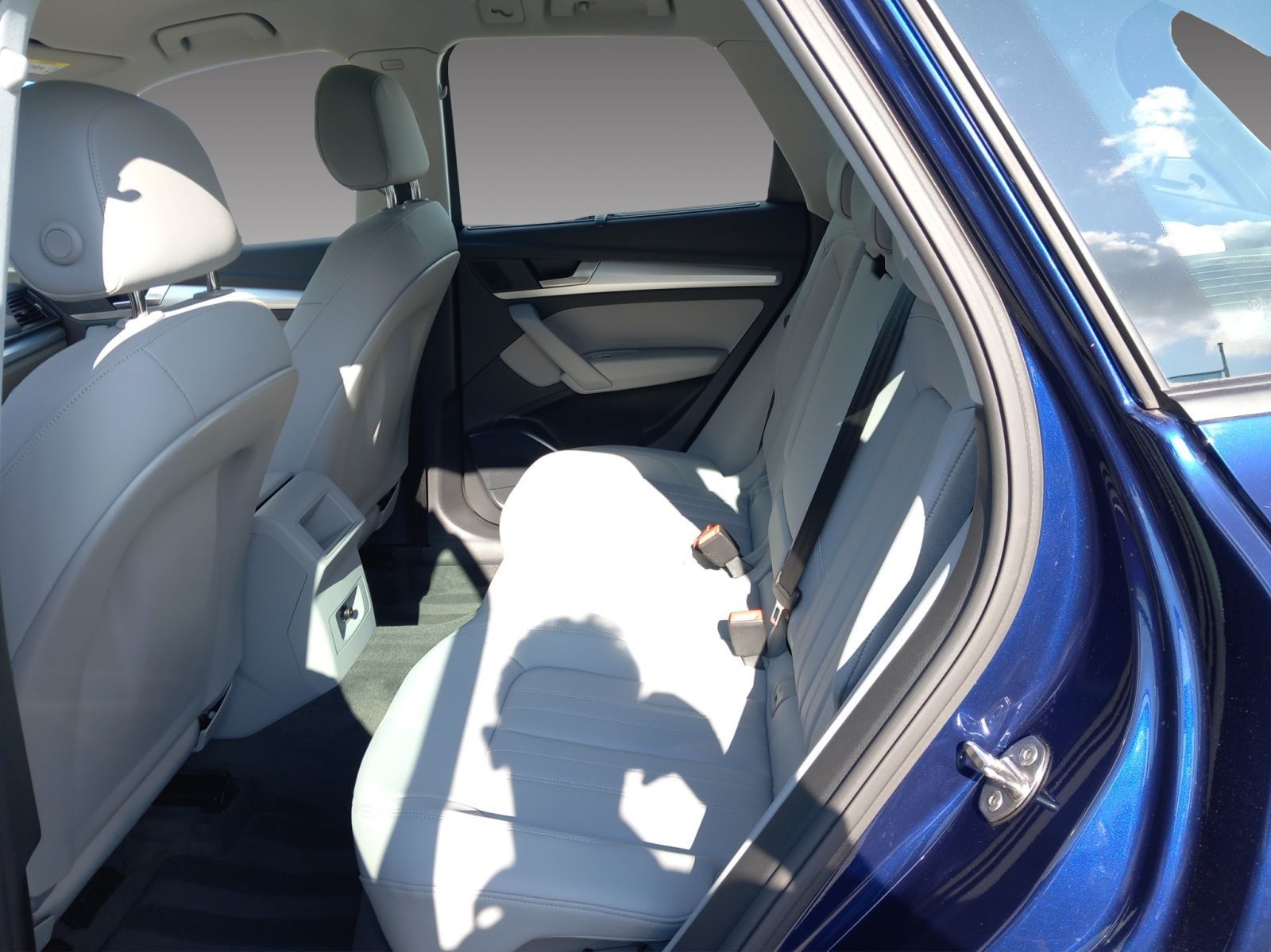 Audi Q5 40 TDI quattro S tronic advanced - Samsaru's Car Outlet