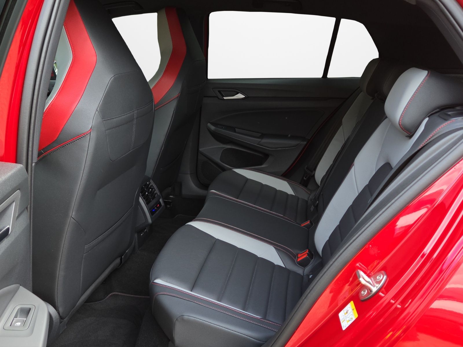 Volkswagen Golf 8 GTI 2.0 TSI DSG LED-Matrix Sitzklima AHK