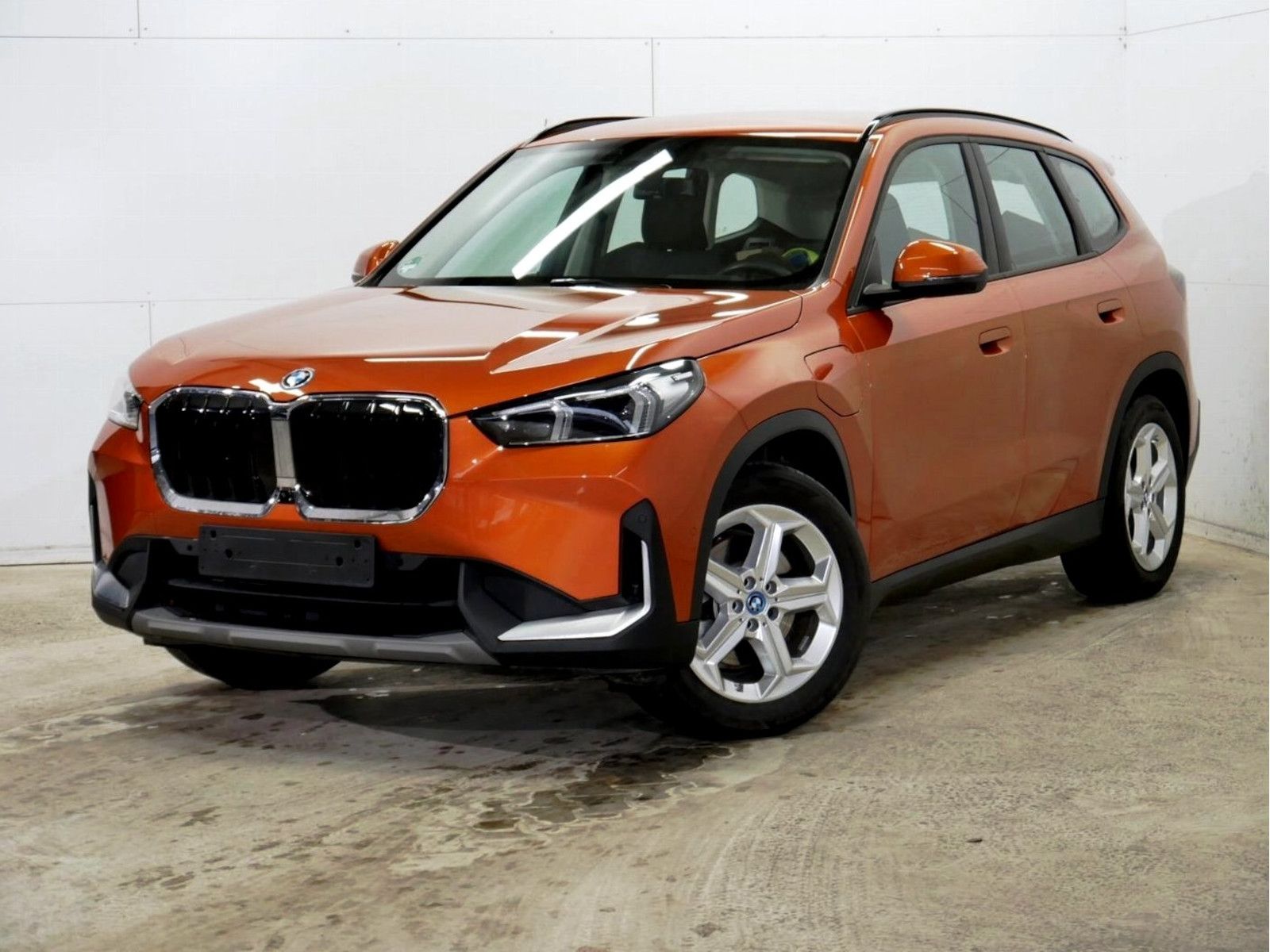 BMW X1 xDrive 25e Sport - Samsaru's Car Outlet