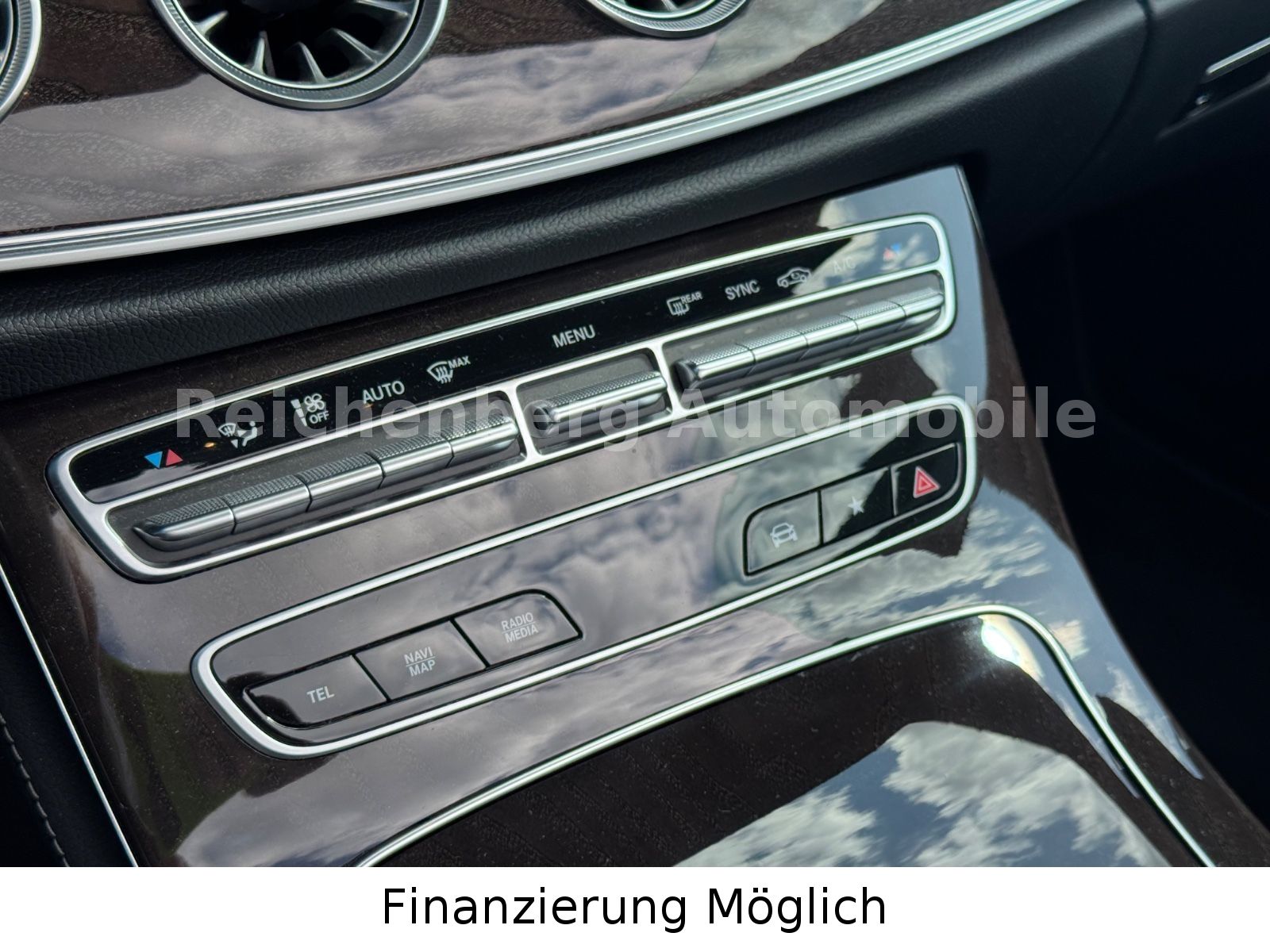 Mercedes-Benz E 400 d Cabrio 4Matic AMG LINE - Samsaru's Car Outlet