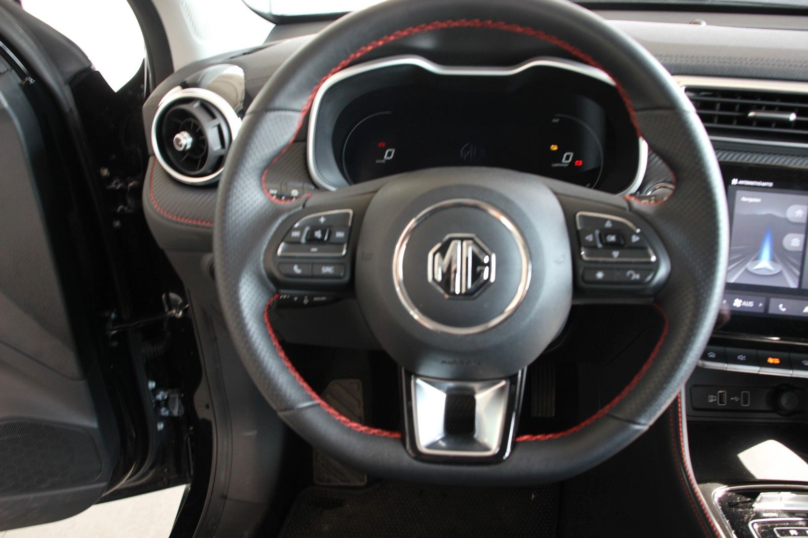 MG ZS EV Comfort Standard