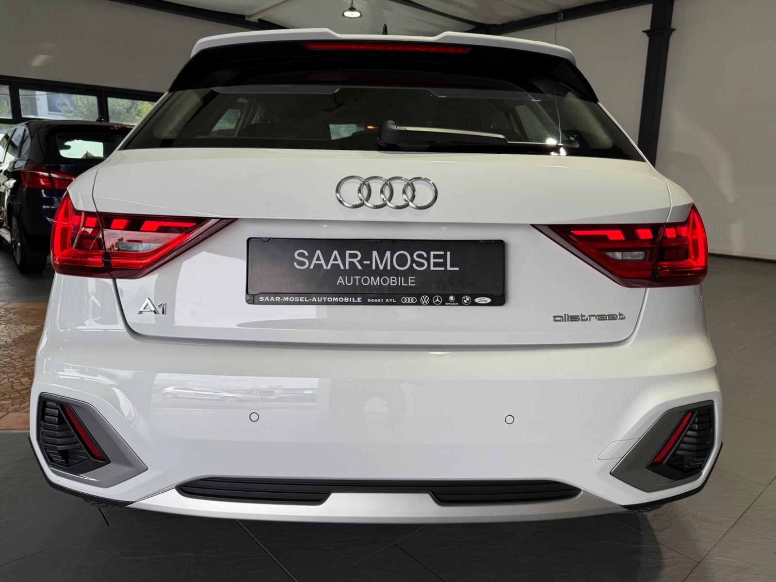 Audi A1 30 TFSI - Samsaru's Car Outlet