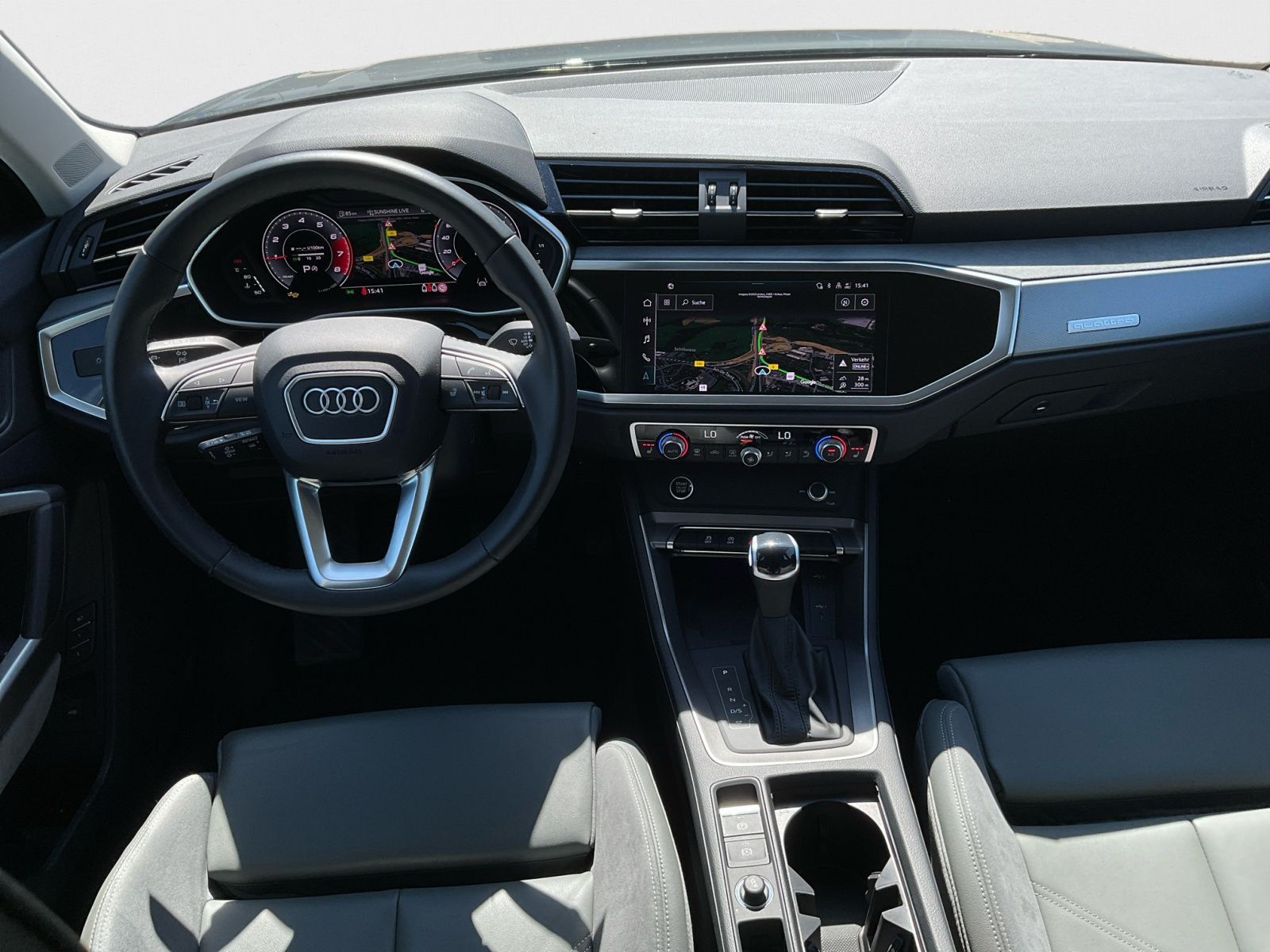 Audi Q3 40 TFSI advanced quattro - Samsaru's Car Outlet