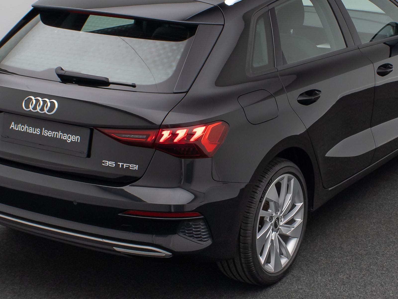 Audi A3 35 TFSI Sportback - Samsaru's Car Outlet