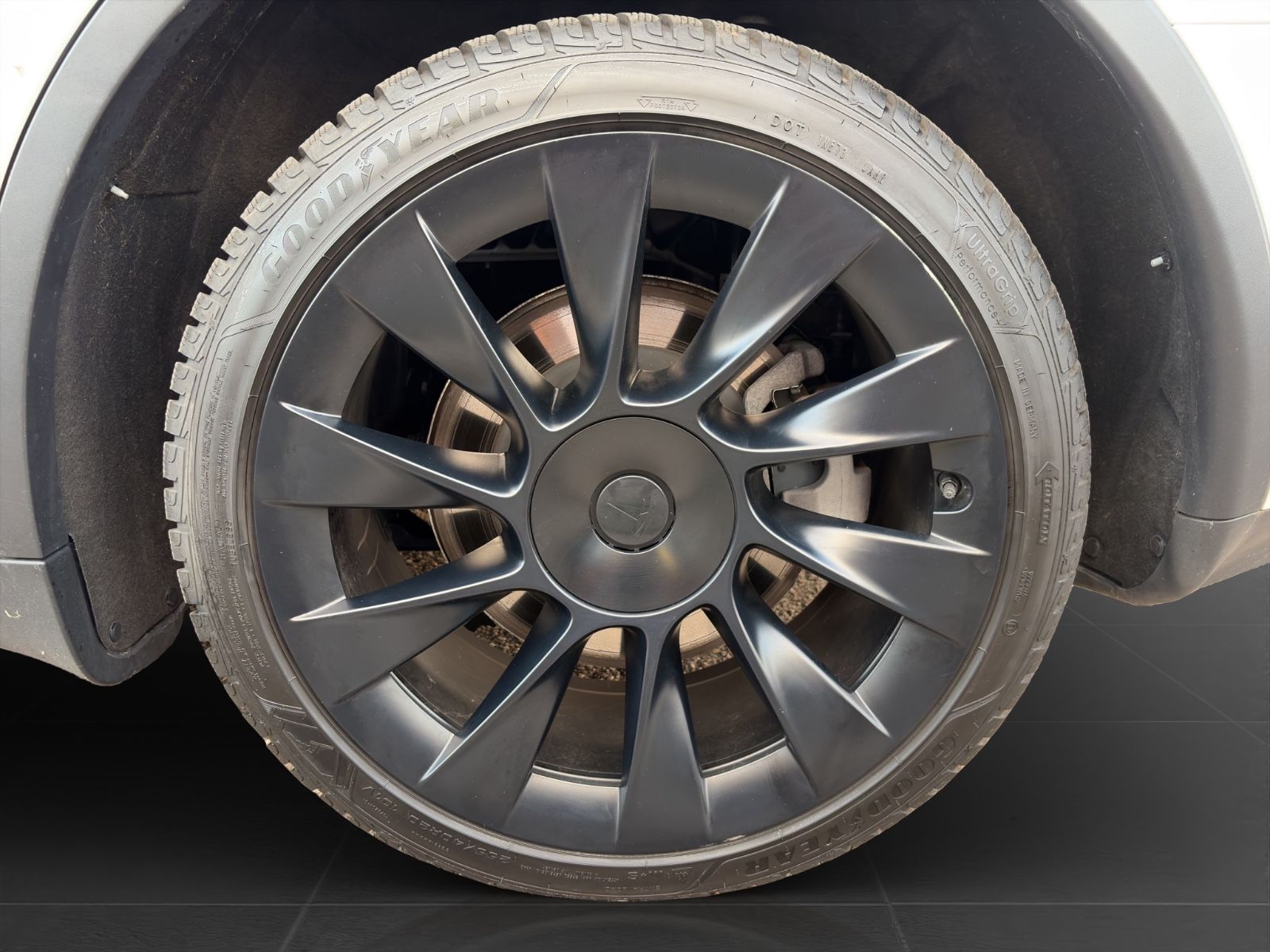 Tesla Model Y Long Range Dual AWD *Shanghai*1.Hand*