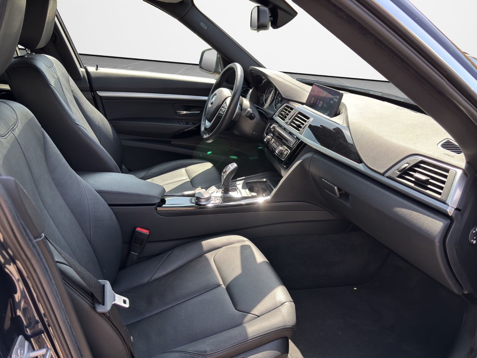 BMW 320d Gran Turismo - Samsaru's Car Outlet