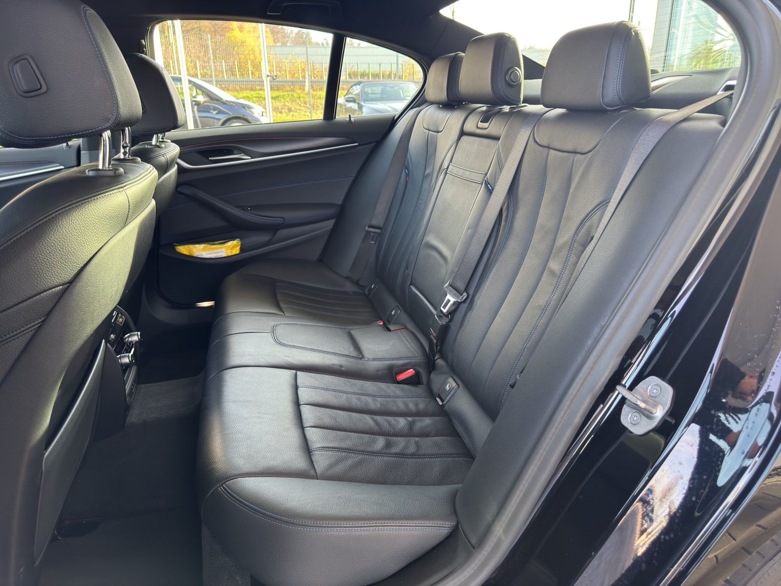 BMW 540d xDrive Limousine M Sport DrivingA. AHK ACC