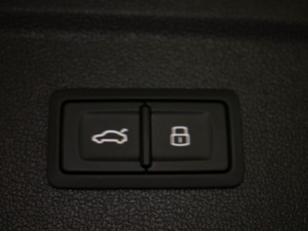 Audi A6 Avant S line 50 TDI quattro - Samsaru's Car Outlet