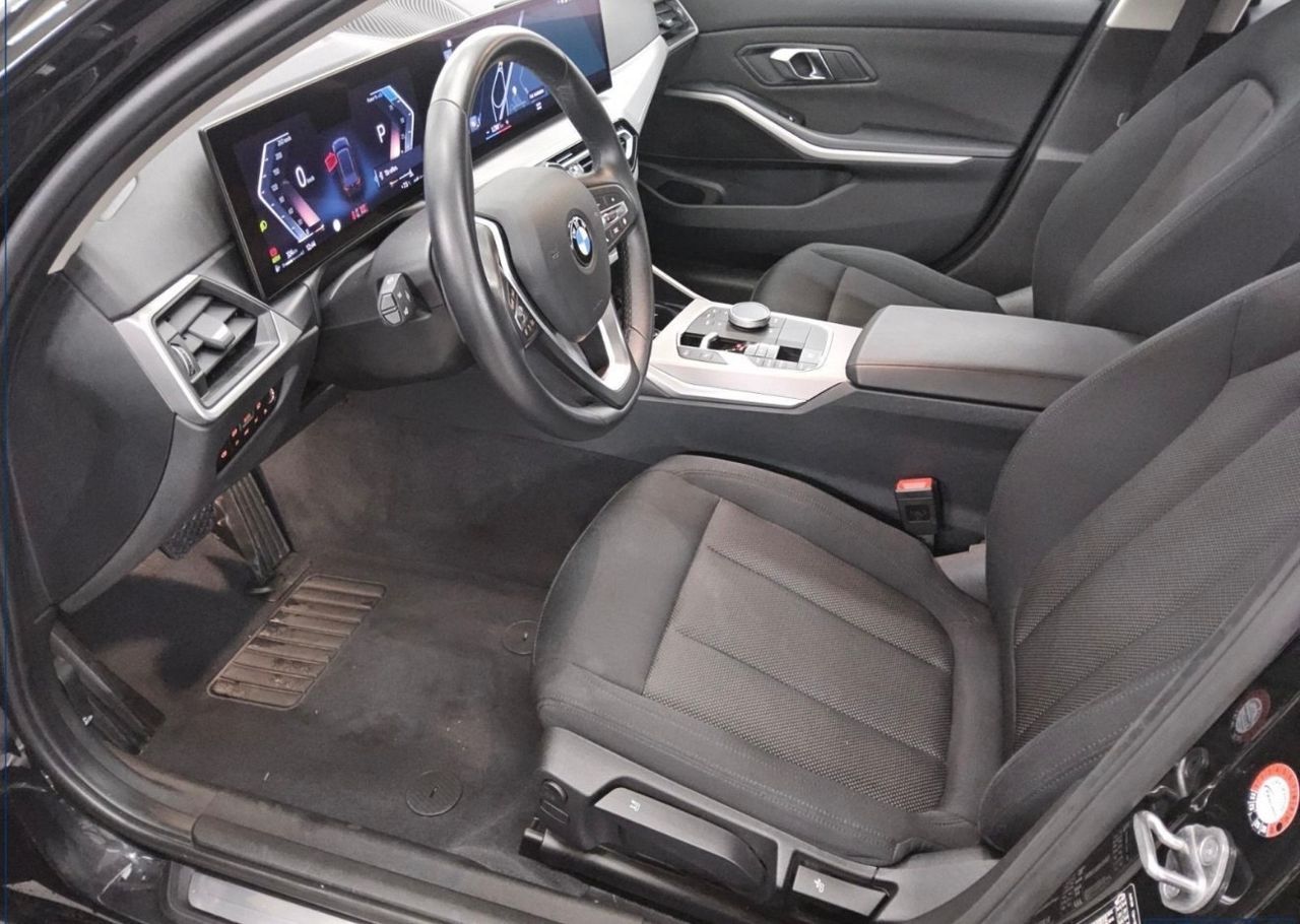 BMW 320d xDrive Touring - Samsaru's Car Outlet