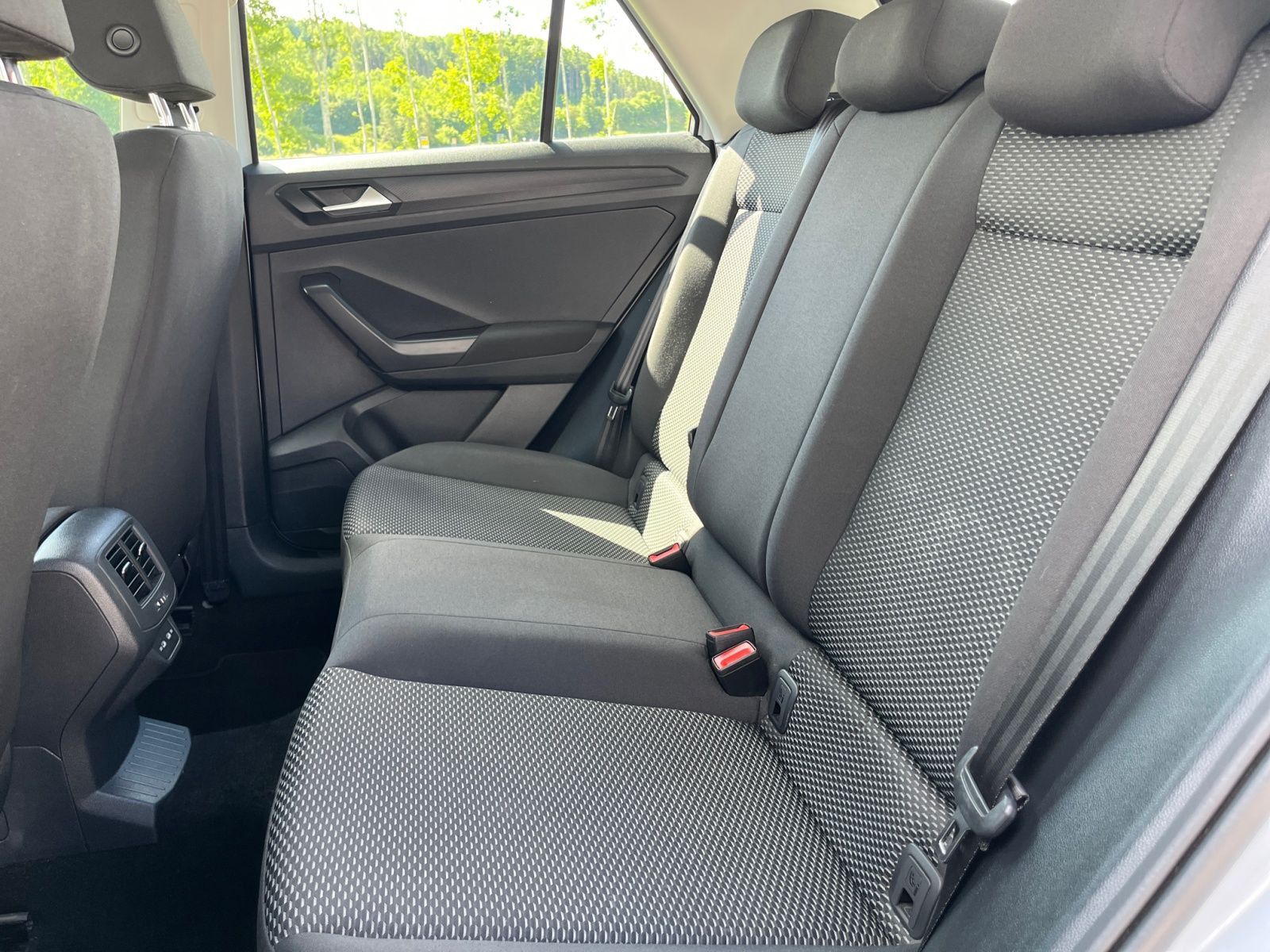 Volkswagen T-Roc 1.0TSI - Samsaru's Car Outlet