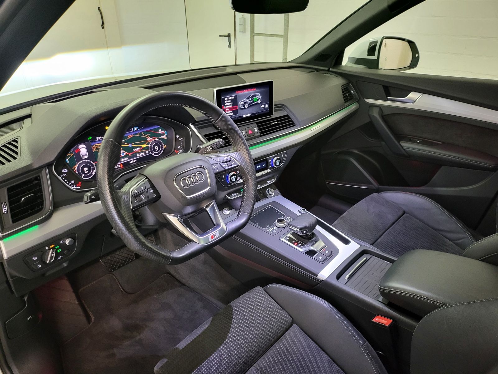 Audi Q5 55 TFSI e S-LINE S tronic quattro BI-Color