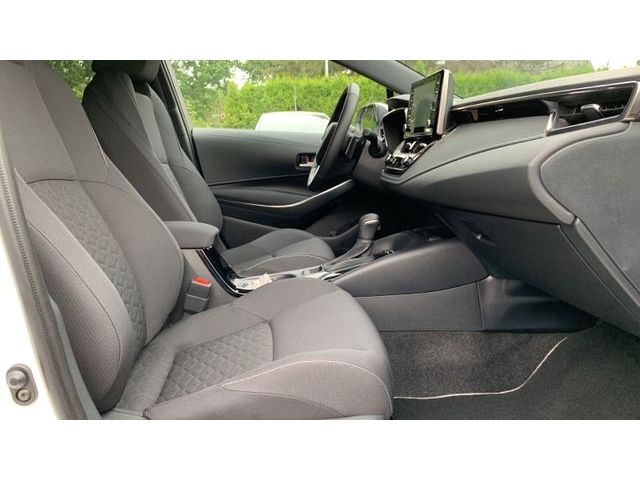 Toyota Corolla Touring Sports Hybrid Team - Samsaru's Car Outlet