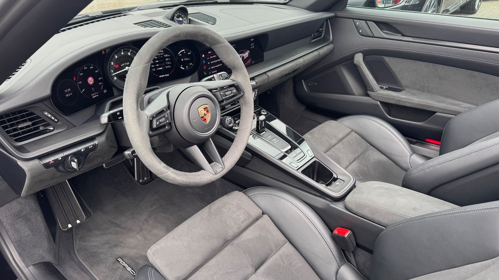 Porsche 992 911 Targa 4 GTS | LIFT | MATRIX | INNODRIVE
